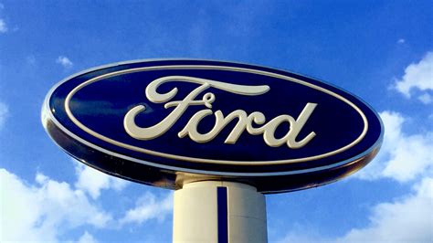 Ford Recalls Trucks Suvs For Transmission Shifter Problem Wkar