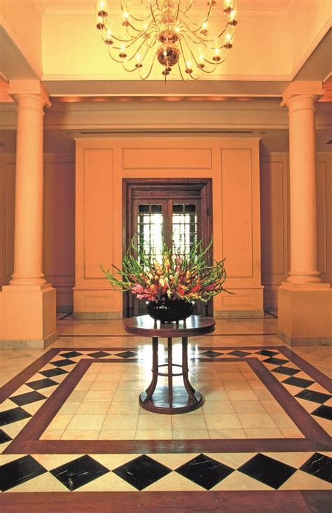 Myanmar or burma, officially the republic of the union of myanmar, is a country in southeast asia. Myanmar Luxusrundreisen The Strand Hotel I nova reisen