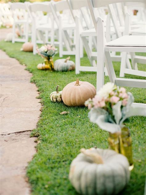 19 Chic And Creative Ways To Decorate Your Wedding Aisle ⋆ Viet Wedding