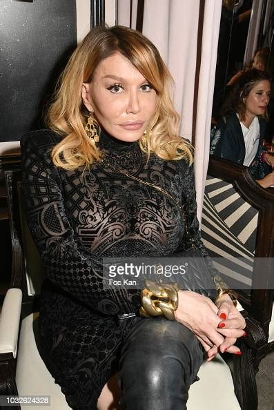 Allanah Starr Attends The Stefanie Renoma Exhibition Preview Party At News Photo Getty Images