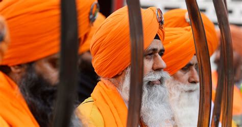 Watch See Thousands Of Sikhs Take To The Streets Of Leicester For The Spectacular Nagar Kirtan