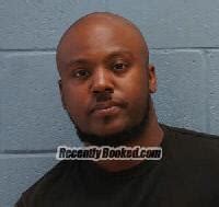 Recent Booking Mugshot For Justin Javon Smith In Lee County Alabama