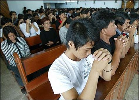 Indonesia Churches Close But Christianity Grows