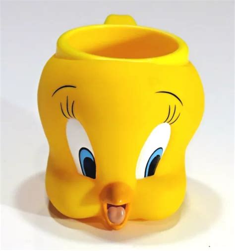 Tweety Bird Looney Tunes Yellow Collector Plastic Cup Mug 6 Oz3d Face