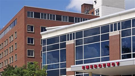 Advocates Say Nonprofit Oregon Hospitals Fall Short On Charitable Work