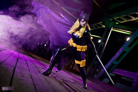 Batgirl In Action By Kairisia On Deviantart