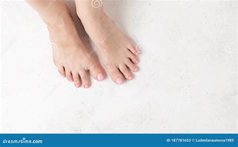 Nude Womens Feet