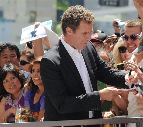 He is one of a long list of left handed recent usa presidents. 47 Left-Handed Celebrities That Will Make You Wish You ...