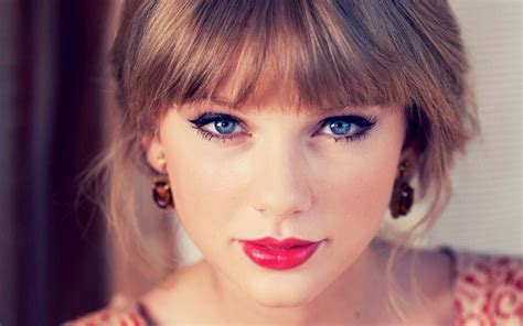 Taylor Swift Portrait Photo
