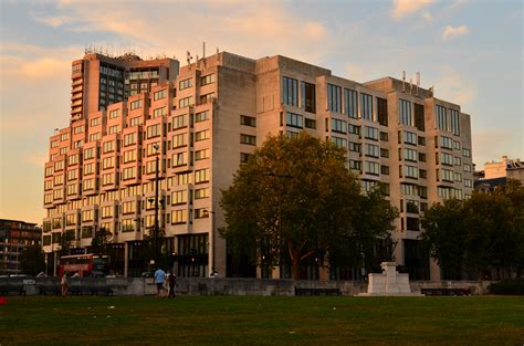Compare hotel prices and find an amazing price for the park inn terminals 1 2 and 3 entire house / apartment in london. Large Conference Hotels London | CL Events London