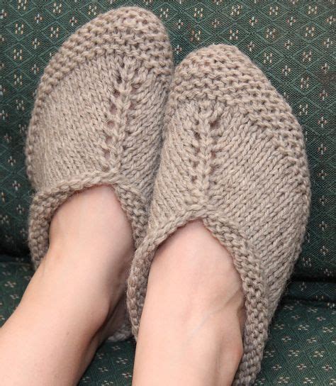 Knitting Pattern For Easy Peasy Slippers These Slippers Are Worked In A Long Strip That Folds