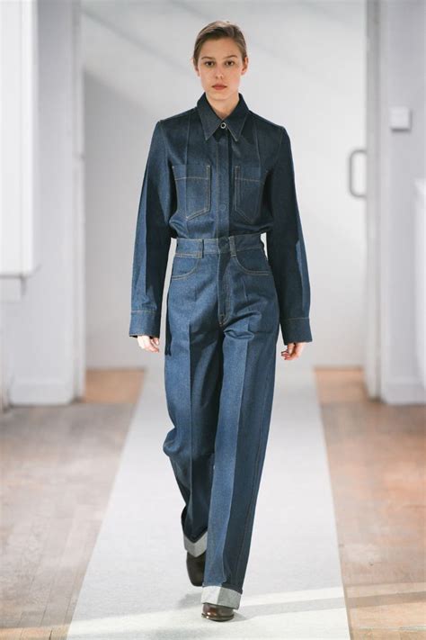 And Now The 7 Biggest Jeans Trends Of Fall 2020 Jean Trends Denim