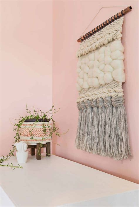 Quick Weave Wall Hanging Diy A Beautiful Mess Weaving Wall Hanging