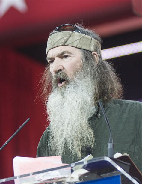 Duck Dynasty Star Phil Robertson Imagines Atheists Attacked Time
