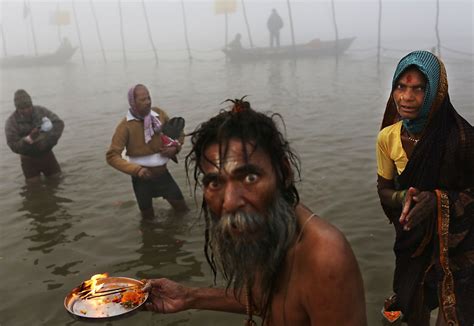 Millions Of Hindus Bathe In Ganges To Cleanse Sins