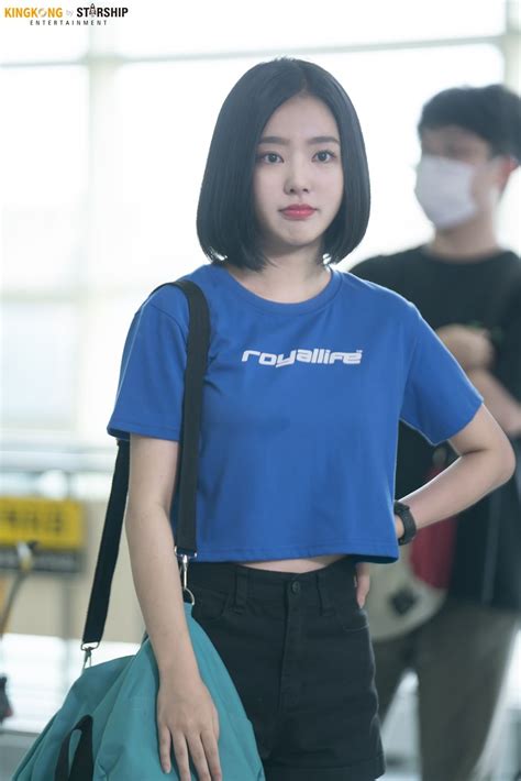 Korean Short Hair Short Hair Cuts Short Hair Styles Short Bob Haircuts Girl Haircuts Girl