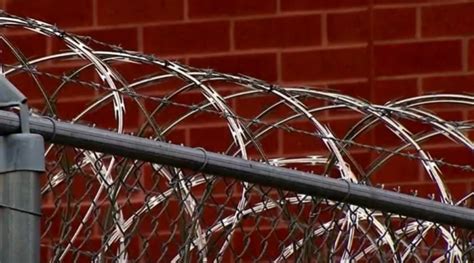 Tennessee Bill Would Send Troubled Dcs Kids To Adult Prisons Mix 104
