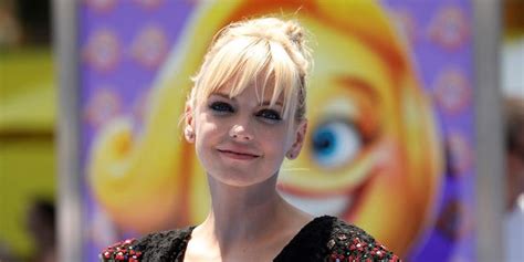 Anna Faris Says Director Slapped Her Butt On Movie Set In Front Of Crew