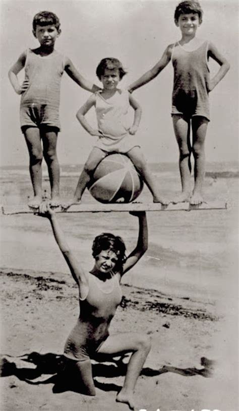 These Bizarre 1900s Beach Photos Are So Hilariously Mind Boggling I