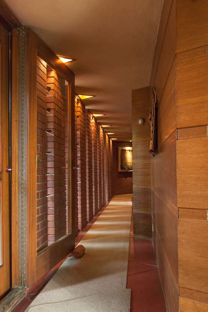 23 Beautiful Hallway Lighting Design Ideas