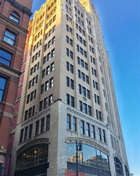 The Metropolitan Building Has New Windows Curbed Detroit