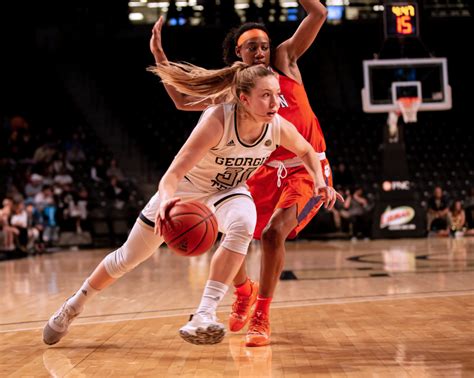 Womens Basketball Ready For Season Technique