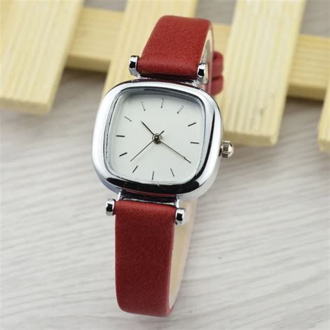 Montre Femme Women Small Dial Dress Watches Ladies Simple Leather