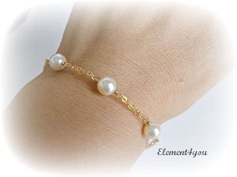 Pearl Bracelet Delicate 14k Gold Filled Chain Beaded Swarovski Etsy