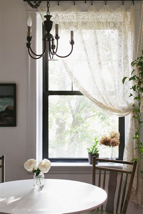 With the curtains i would keep the window treatment as simple as possible. 10 Nice Cottage Style Window Treatment Ideas 2020