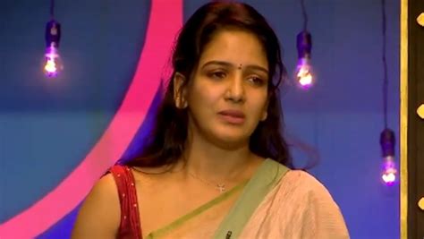 Bigg Boss Tamil Did Pavni Reddy Fake Story About Being Single