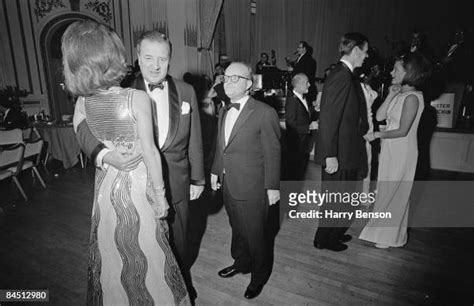Truman Capote Ball Photos And Premium High Res Pictures Getty Images
