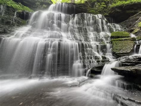 Visit 3 Waterfalls And Grab Dinner On This Adventure In Tennessee