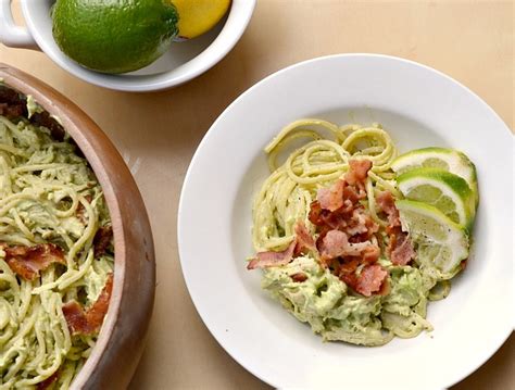 Like That Try This Creamy Avocado Pasta W Chicken Recipe The