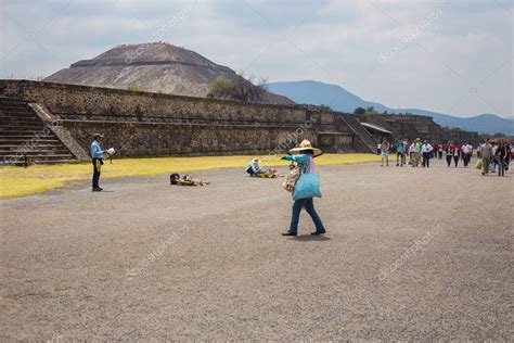 Ruinas Aztecas De Teotihuac N En M Xico Central