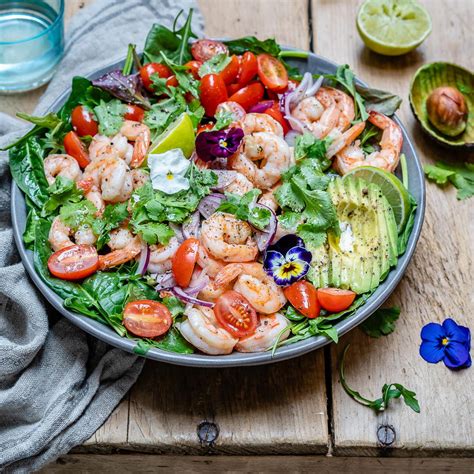 Mix shrimp, pasta, avocados, grape tomatoes, red onion, and cilantro in a bowl. Shrimp And Avocado Salad With Cilantro And Lime ...