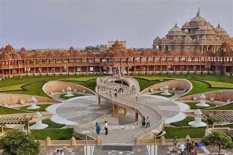 Akshardham Temple Of New Delhi An Architectural Marvel Of Modern