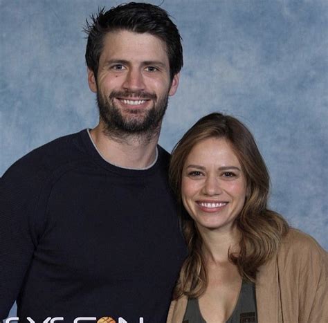 James Lafferty And Bethany Joy Lenz Aka Nathan Scott And Haley James Scott At The Eye Con Event