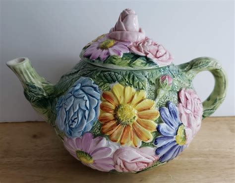 Corki Tips Teapot With Flowers Images Flowers In An Antique Teapot