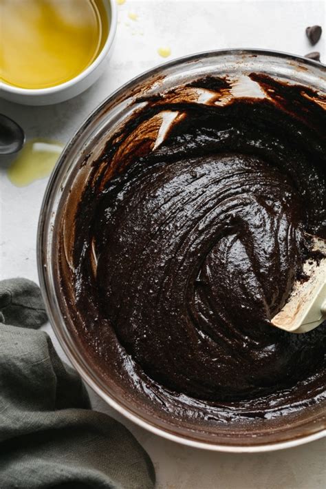 You don't need butter to make delicious brownies. Fudgy Olive Oil Brownies (made with whole wheat flour!)