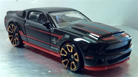 Hot Wheels 10 Ford Shelby Gt500 Super Snake Snakesd