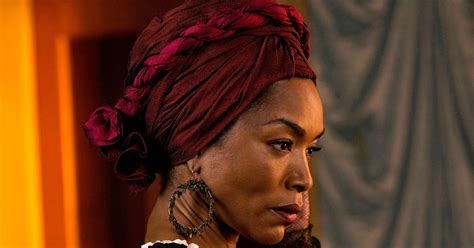 Angela Bassett Not Returning For American Horror Story Apocalypse American Horror American