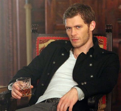 Please let it come back in the fall, @cw_network #theoriginals #kingklaus #tvd. Spot Light: Reign & TVD: Klaroline Deja Vu