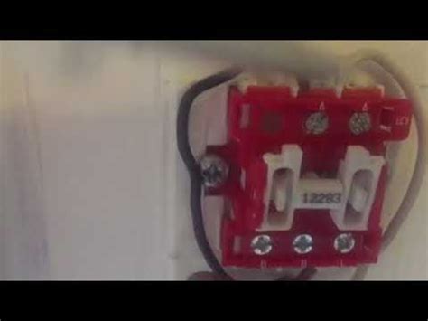 Buy your favourite electric reel online in malaysia. Kobling av dobbel bryter til forskjellige lys - YouTube