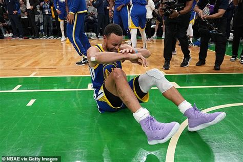 Stephen Curry Breaks Down In Tears Of Joy On The Court After He Wins His Fourth Nba Title