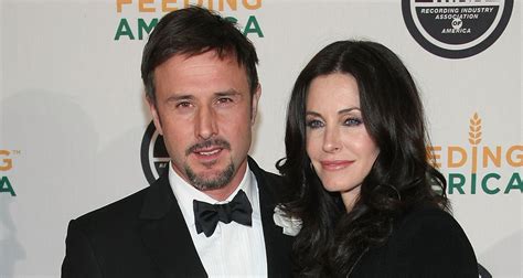 David Arquette Admits It Was Difficult Dealing With Ex Wife Courteney Coxs Friends Fame