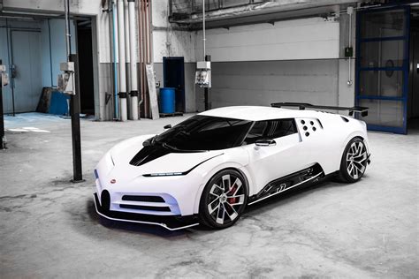 Mobil Bugatti Centodieci Mobil Terbaruku