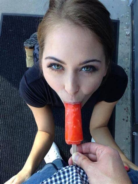 Riley Reid Sucks A Popsicle Chillybus