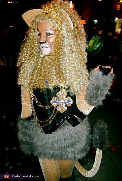 Cowardly Lioness Halloween Costume Contest At Costume