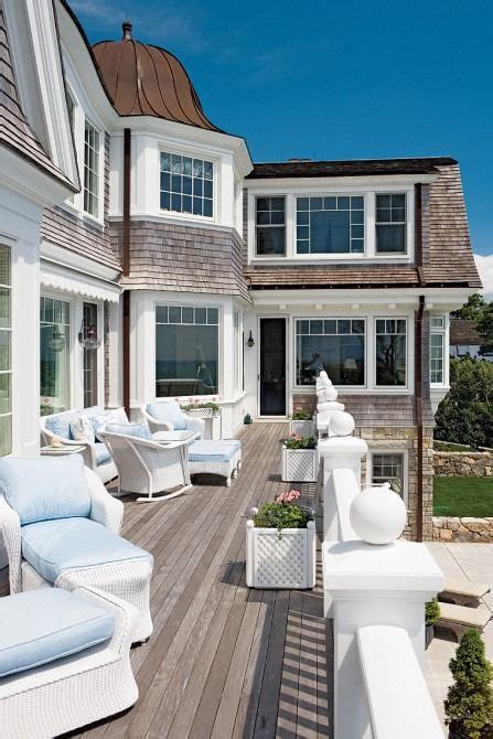Get The Look The Hamptons From A New Yorkers Point Of View