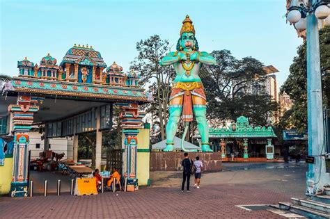From kuala lumpur, it's best to head to the batu caves with the ktm komuter. How to get to Batu Caves from Kuala Lumpur - a complete ...